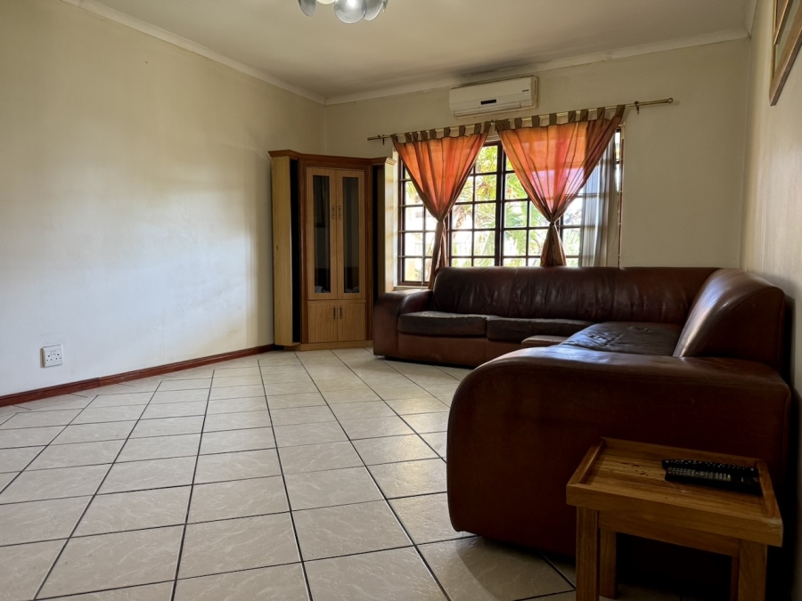 6 Bedroom Property for Sale in Haasendal Western Cape